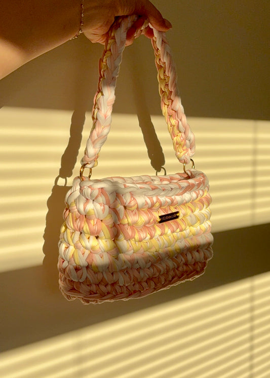 Sunshine shoulder bag ☀️